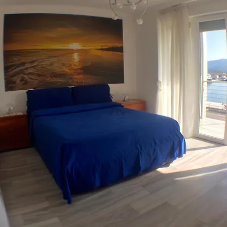 Apartment Seafront Portoferraio