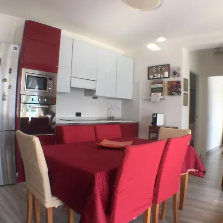 Seafront Apartment *