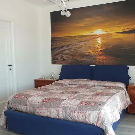 Apartment Seafront *